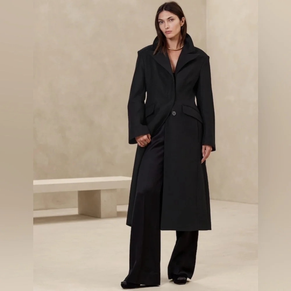 Banana Republic Black Women's Coat - Picture 2 of 11